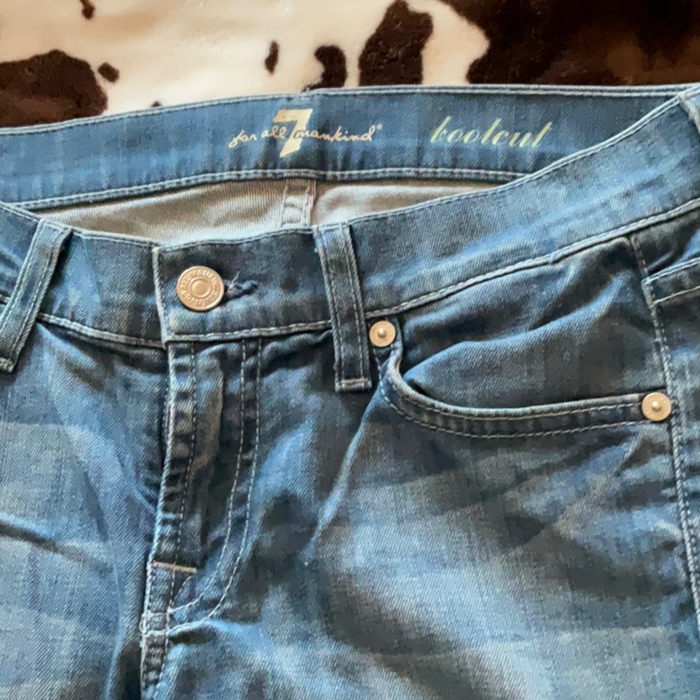 Jeans - Picture 2 of 3